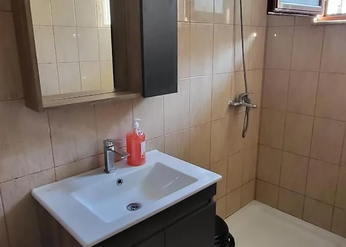 Spacious And Affordable Apartmán Tirana