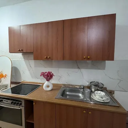 Appartement Spacious And Affordable *